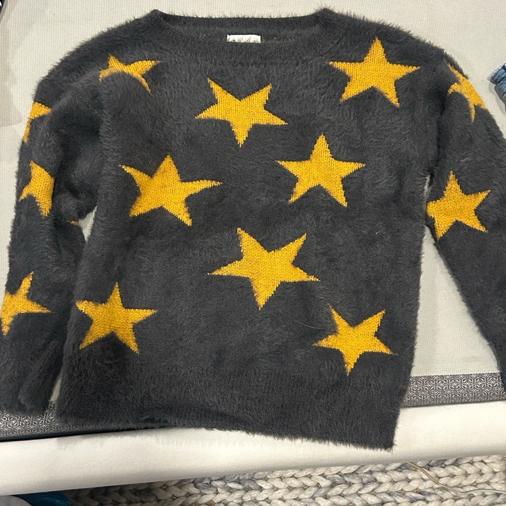 Gray Star Pattern Sweater - image 1